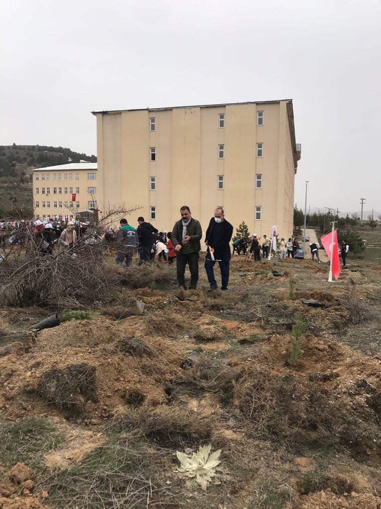 Üniversitemizin 30. Yıl Dönümünde 30 Bin Fidan Dikimi Etkinliği